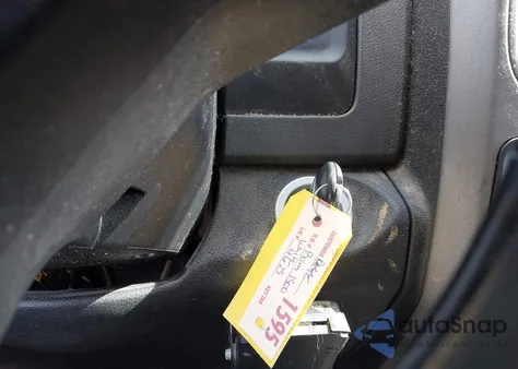 2018 Ram 1500 Tradesman 4X4 6'4 Box z USA, uszkodzony, nr VIN 1C6RR7FG4JS328304